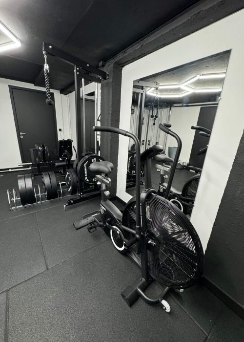 Matériel fitness pour un coaching personnalisé dans une salle de sport Besançon